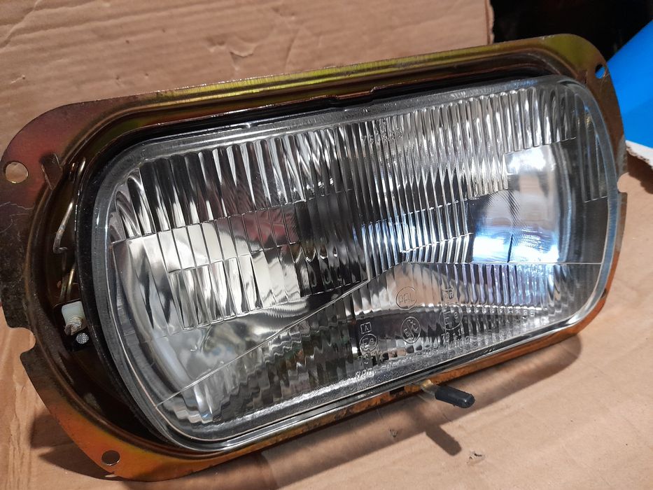 Фарове за ретро автомобили