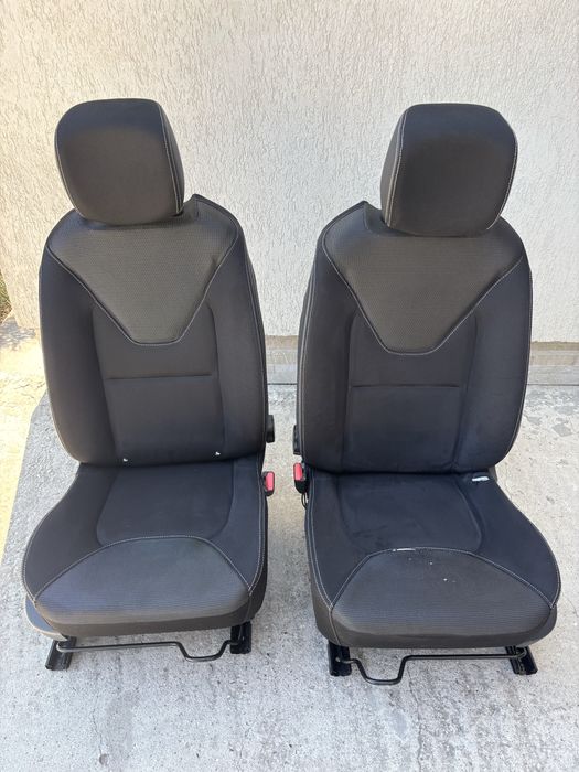 Scaune Renault Clio 4