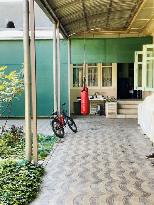 Shofayizda uy sotiladi.