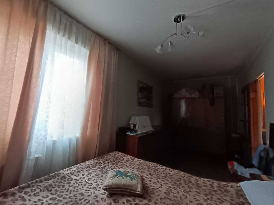 Продается 2-х комнатная кв, Чирчик 4-мкр