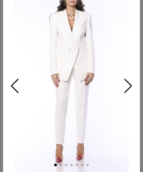 Costum alb TGH colectia noua