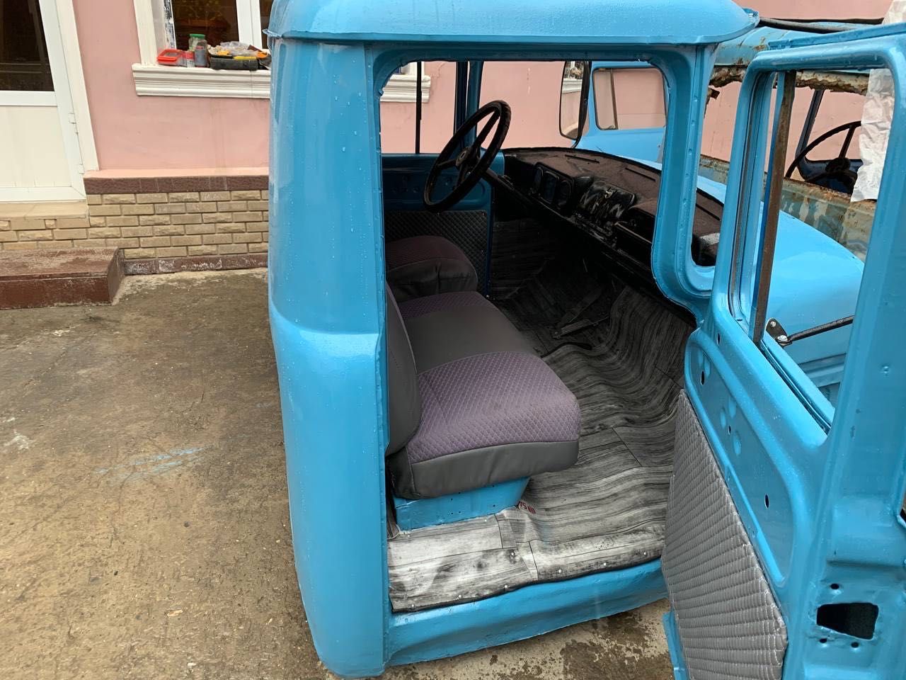 Zil 130 kabina tayyor