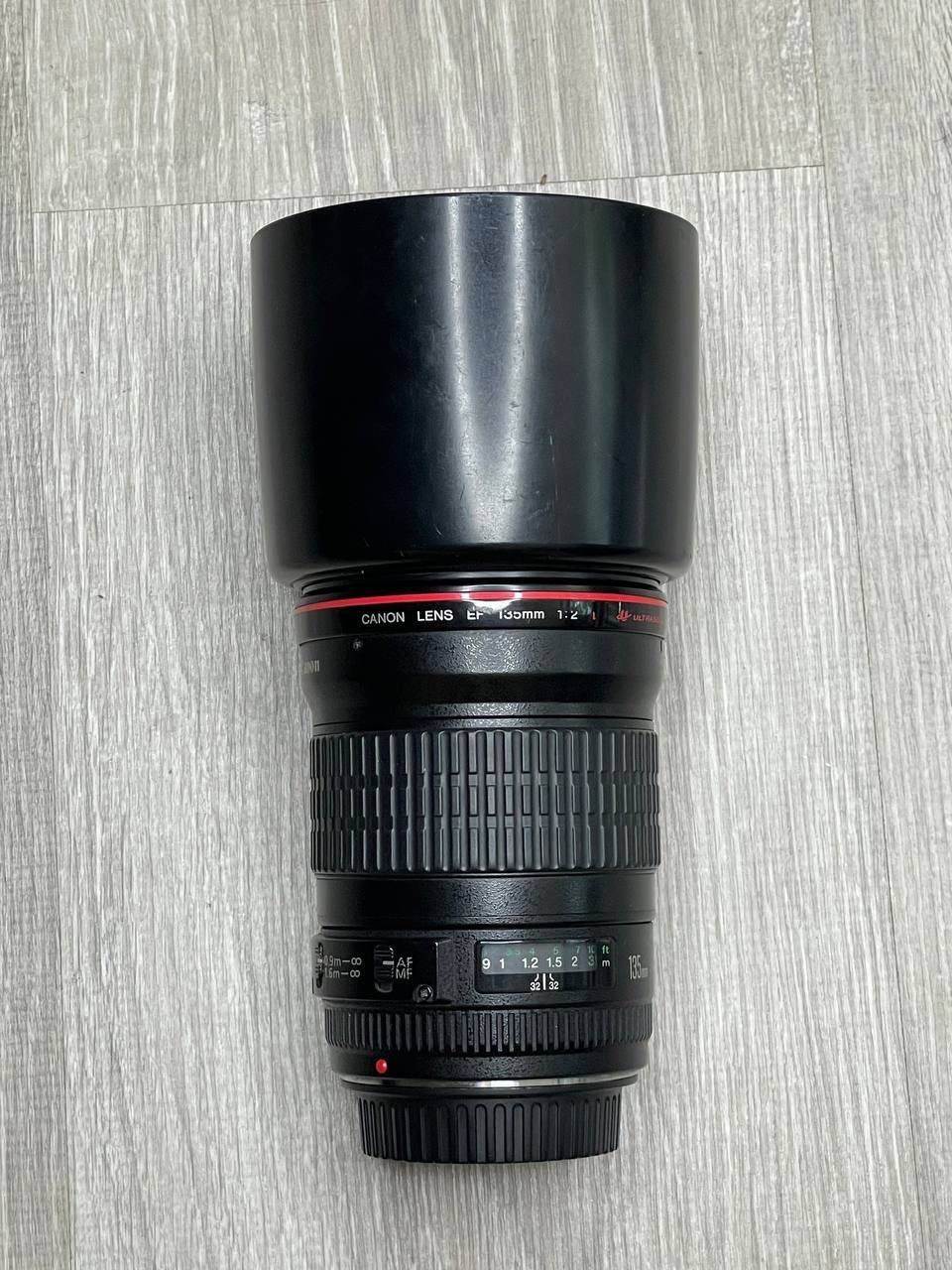 Продается объектив
Canon  Ef 135mm f2.0 L