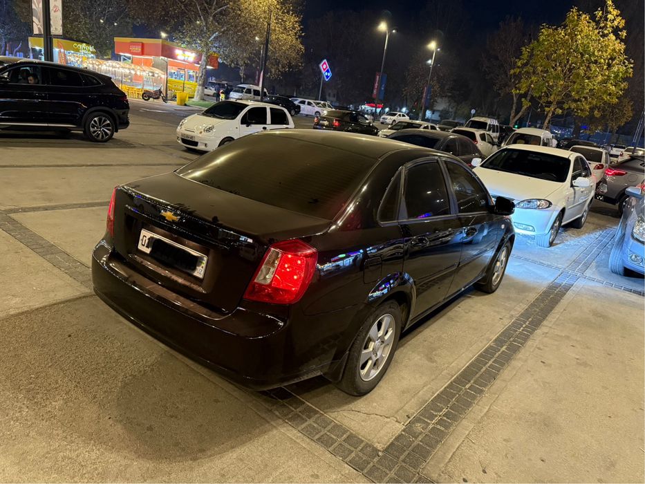 Jentra 2022 yil qora