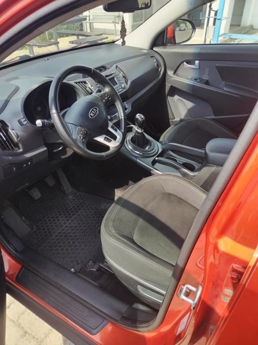 Kia Sportage 1.7- TOP