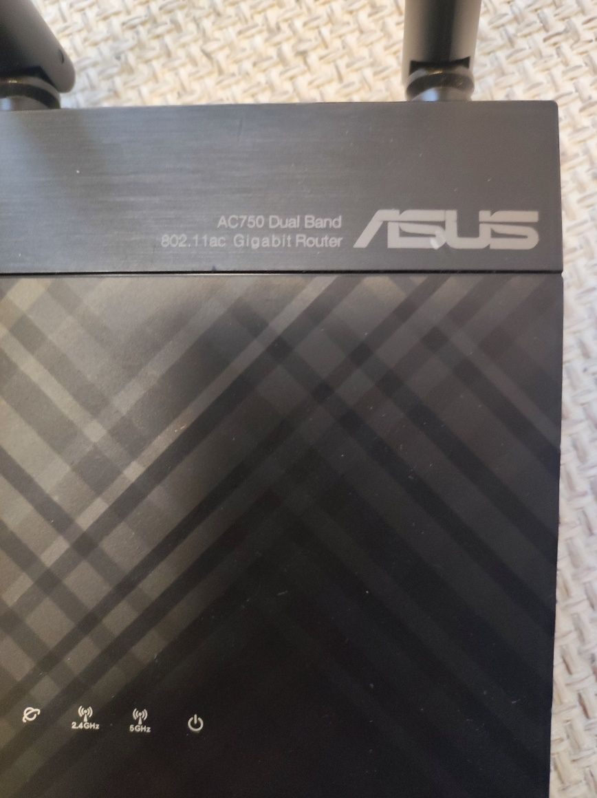 Рутер Asus AC750 dual band wifi