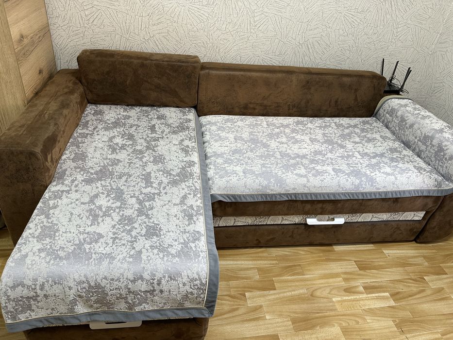 Продам диван в отличном состоянии