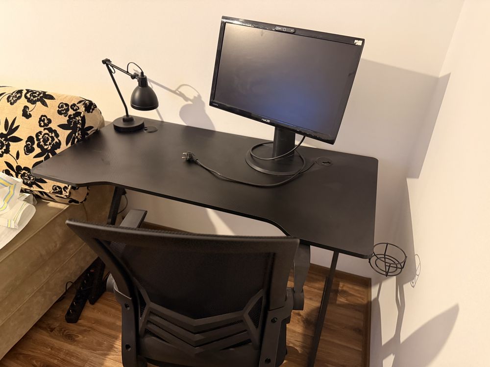 Vand birou gaming +scaun gaming