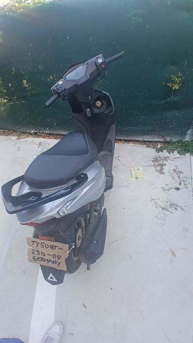 Vând scuter FĂRĂ PERMIS, german