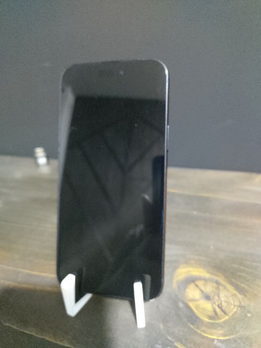 Продавам iPhone 15 plus