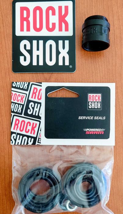 Вилка RockShox RS-1 карбон 29", ход 110mm, Push Remote с Gate control