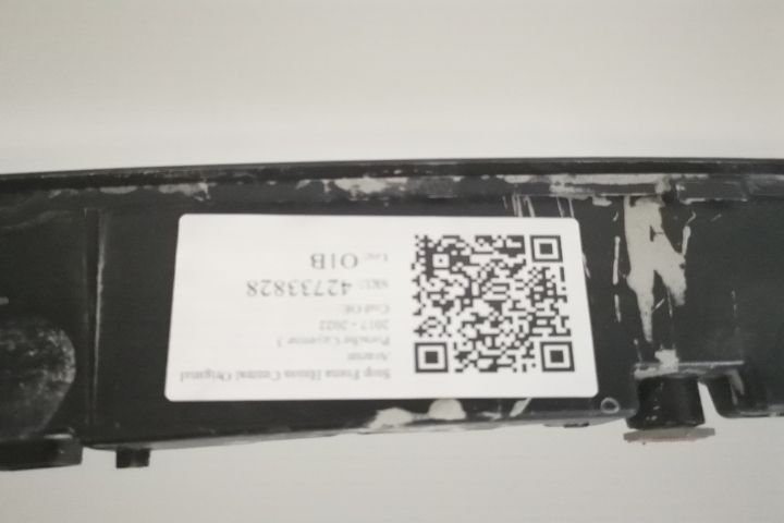 Стоп Спирачка Заден Капак Централен Оригинален Повреден Порше / Porsch