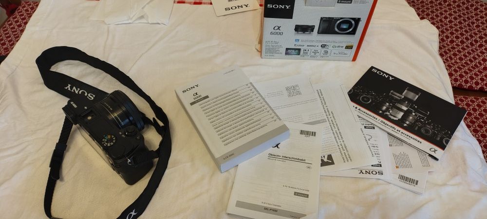Aparat foto Sony A6000 cu obiectic Sony E 3.5-5.6/PZ 16-50 OSS