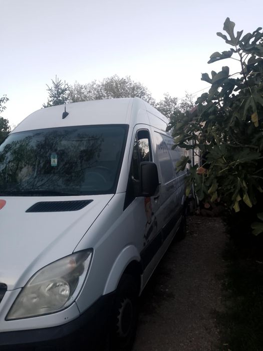 Vând Mercedes-Benz Sprinter 209d