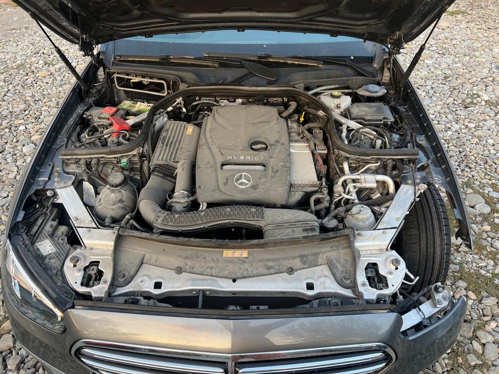 Mercedes E300e 4matic, avariat, AVARIATE