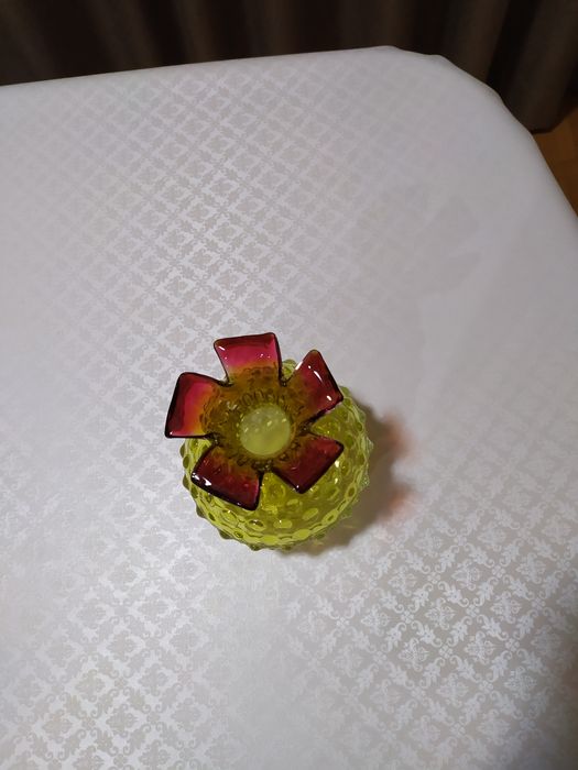 Продаю красивую вазу советских времён