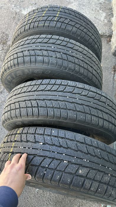 Продам зимние шины Triangle 205/70/R15 проездил 1 сезон