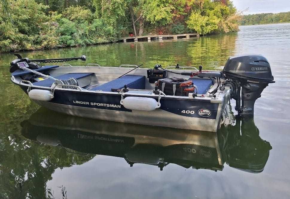 Barca cu motor Linder Sportman 400 si yamaha 25 cp