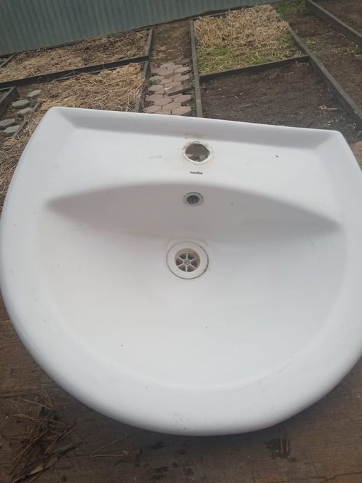 Продам раковину керамическая