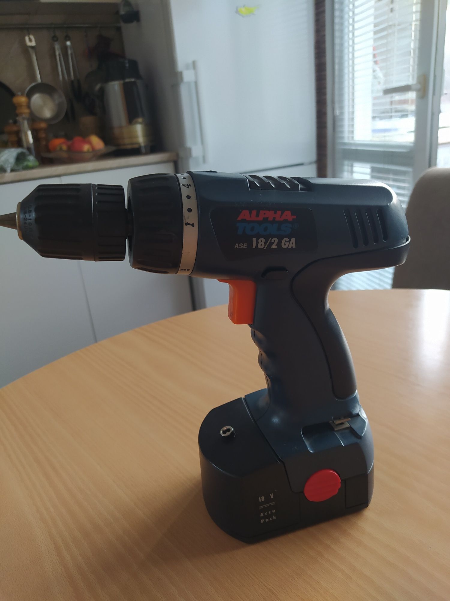 Винтоверт Alfa Tools 18/2