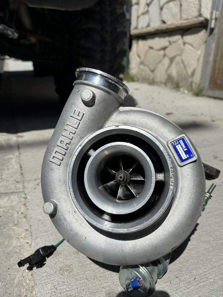 Турбокомпресор 001TC10948000 - MAHLE