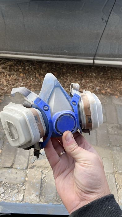 Защитная маска с фильтрами