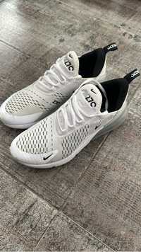 Nike Air Max 270 marimea 42,5