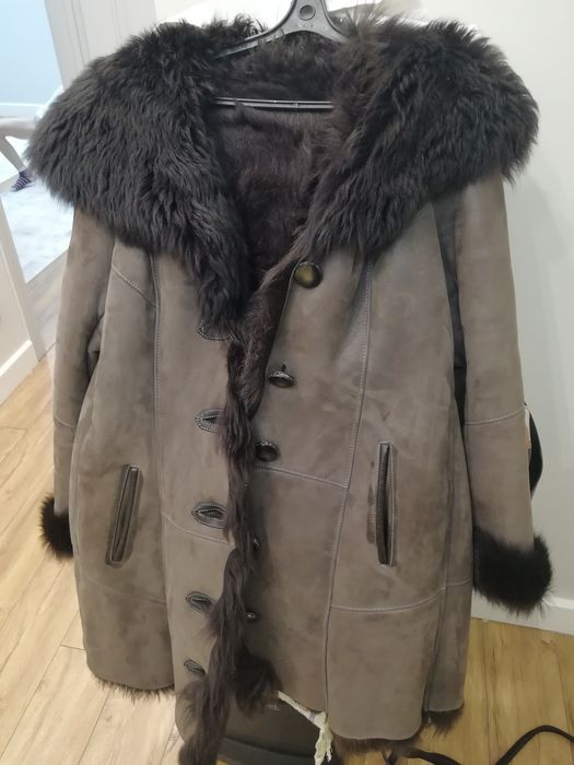Продам дублёнку мех таскана!