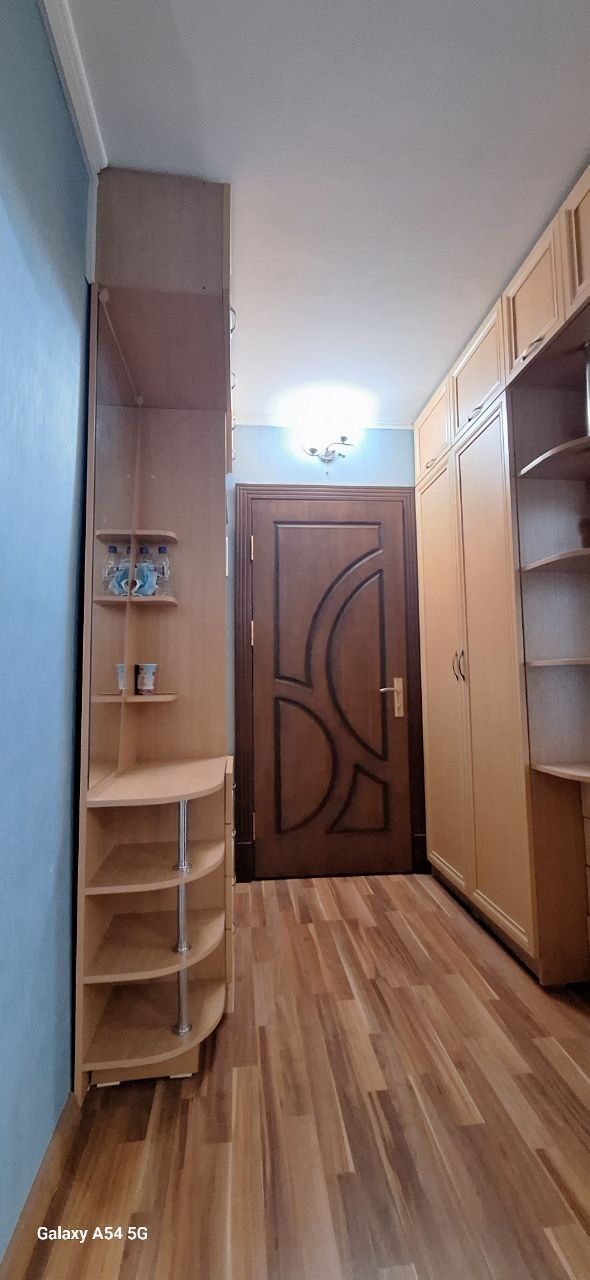 Аренда 3 комнатная Чиланзар 8 кирпичный дом
