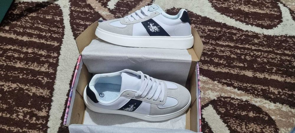 incaltaminte sport NR 41