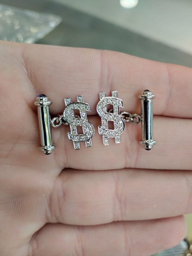 Butoni camasa aur 18k cu Diamante Naturale