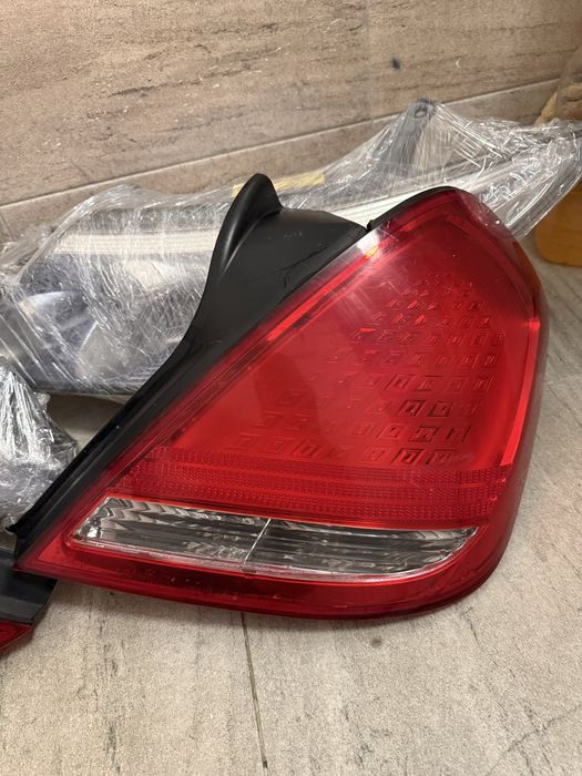 Задние фонари на Nissan Teana