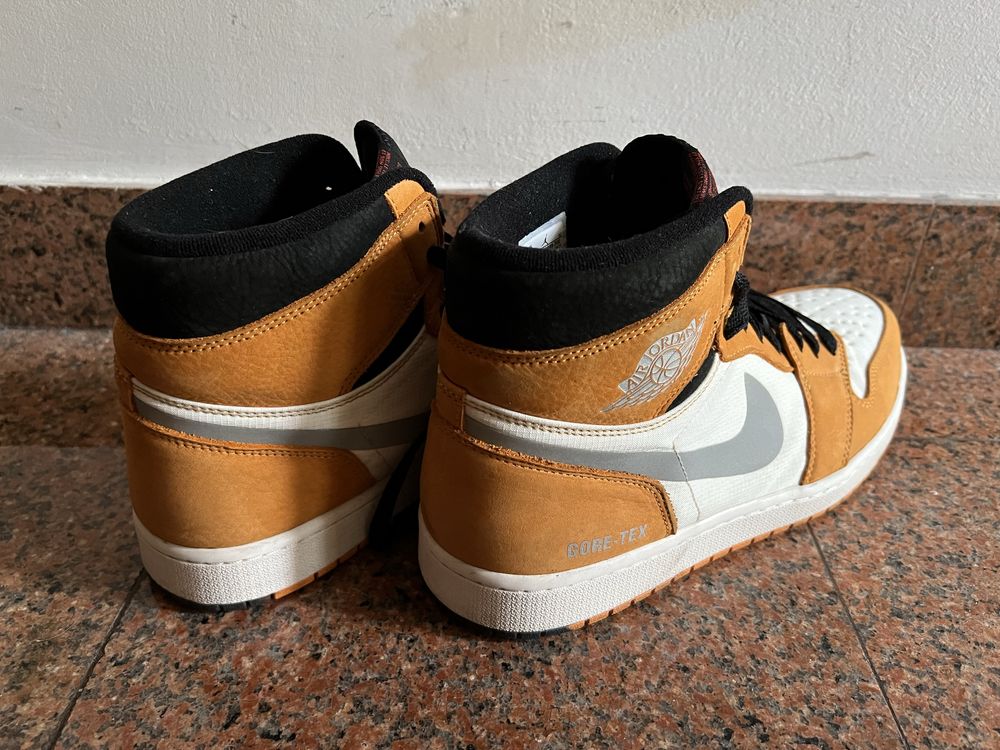 Nike Air Jordan 1 marimea 45.5