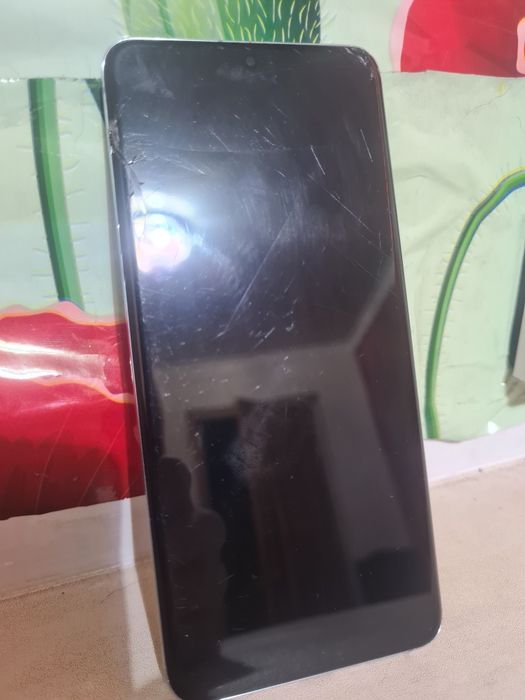 Дисплей на Samsung s20 (g980f)