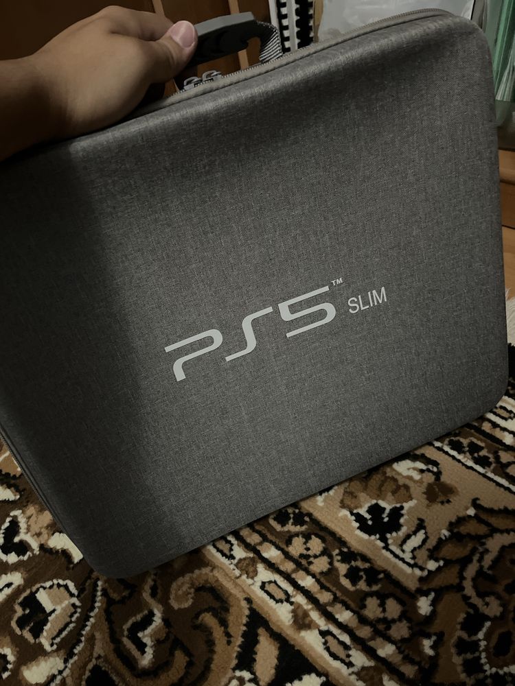 Продам Кейс PS 5 slim