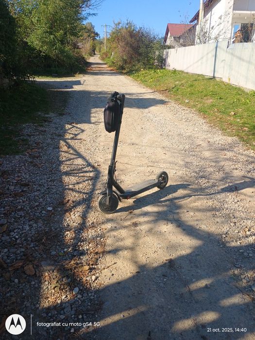 Vând trotinetă Xiaomi pro 1