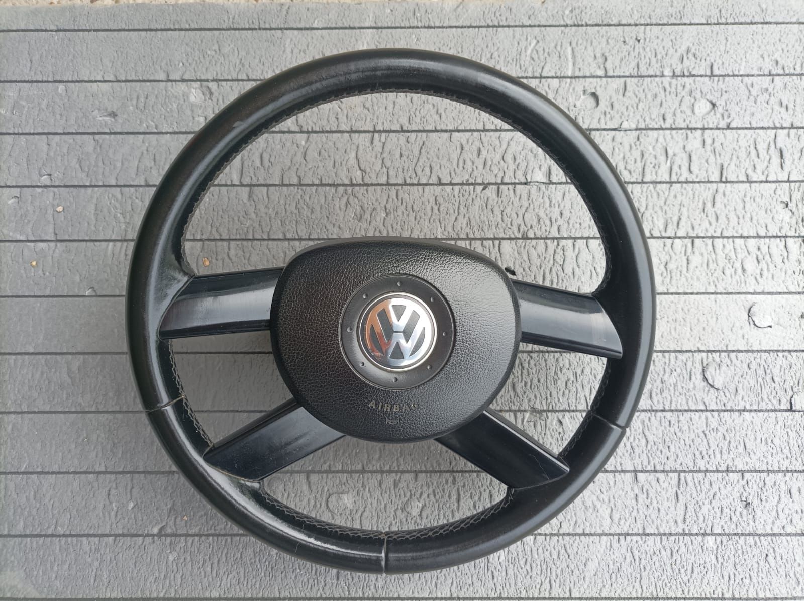 Vând volan complet cu Airbag din piele
