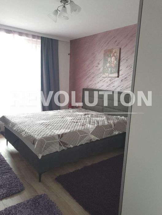 Двустаен апартамент в района на Ален Мак!