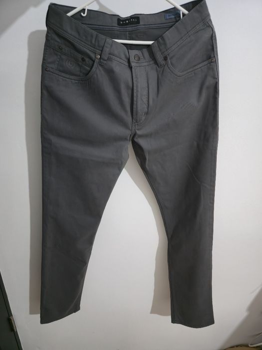 Blugi Bugatti Marimea M Noi