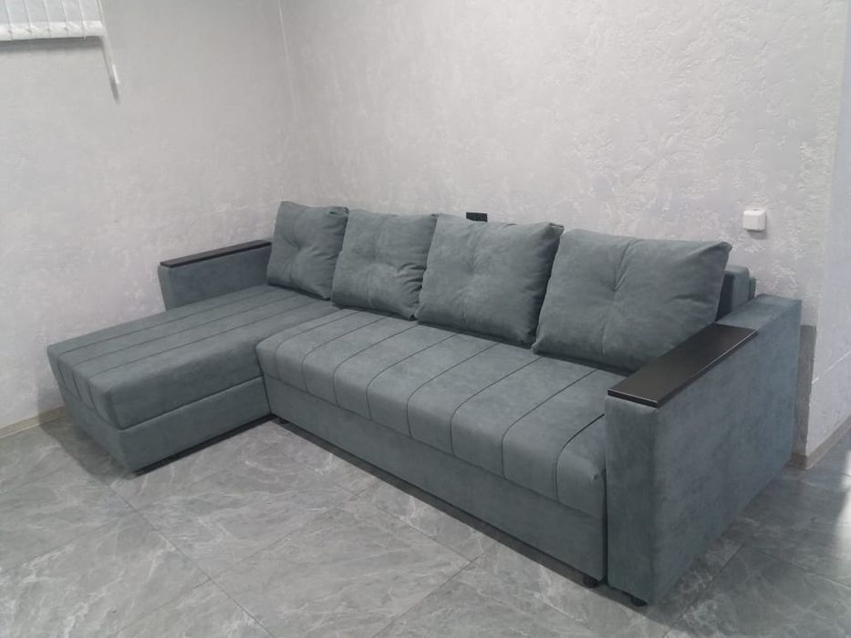 Акция!!!Продам шикарный угловой диван