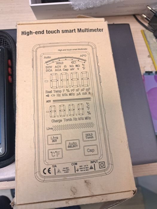 Multimetru digital inteligent