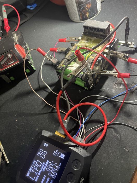 Reparati acumulatori, bateri