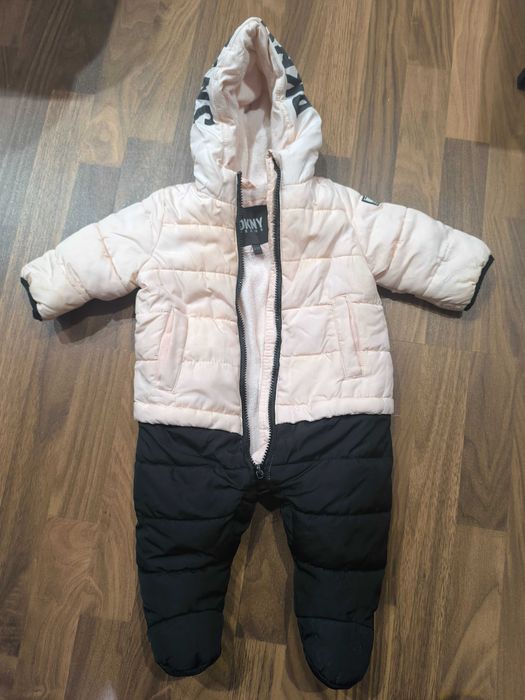 Космонавт за бебе DKNY