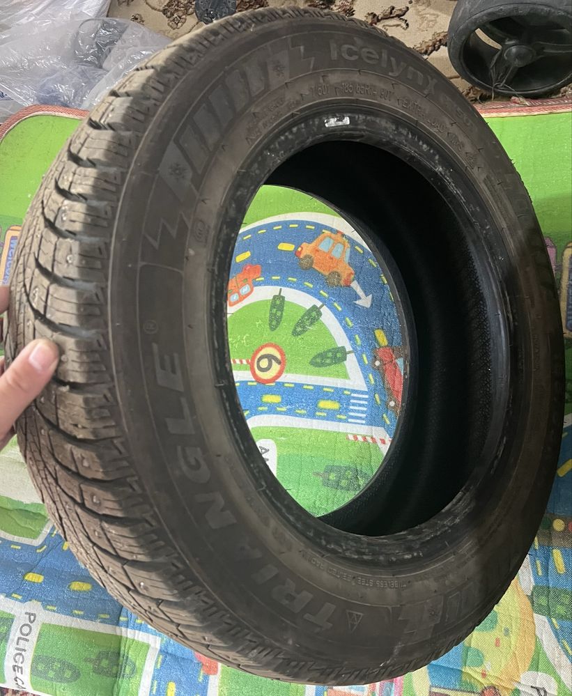 Продам зинюю резину Triangle lynx r14