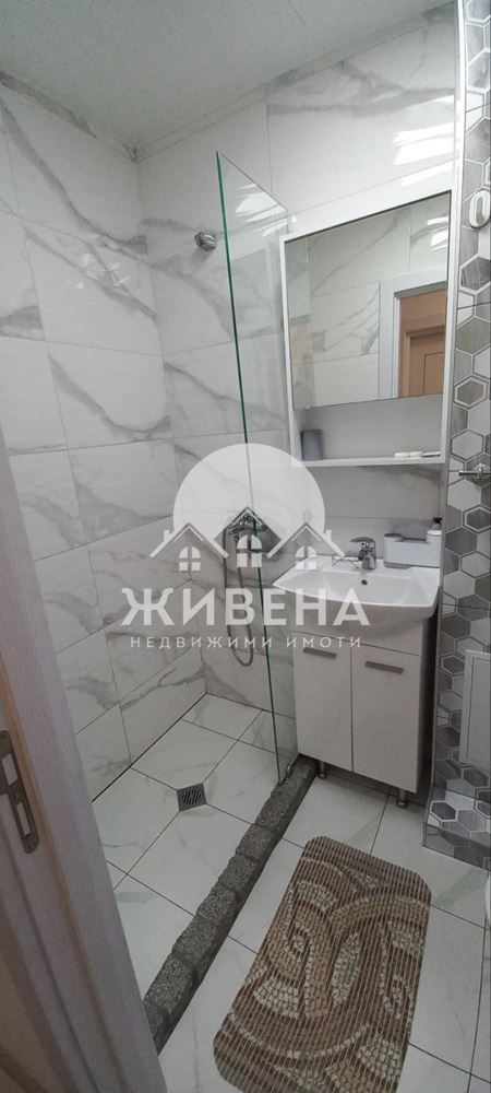 Продавам обзаведена гарсониера / 2-стаен апартамент в кв. Трошево