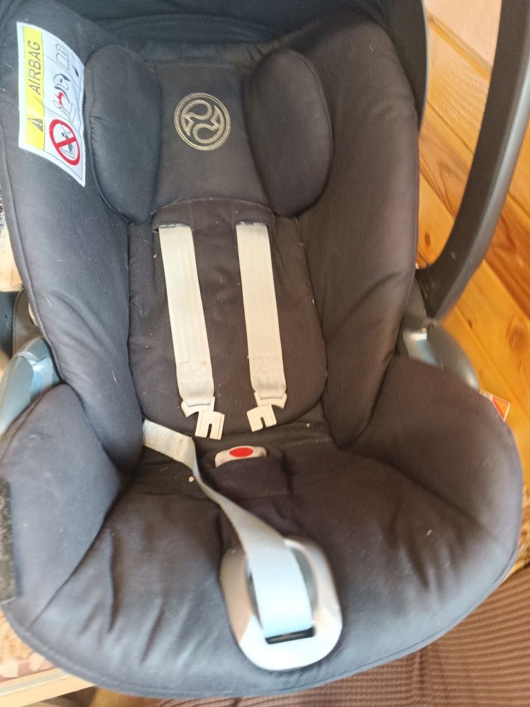 Преносимо столче за бебе