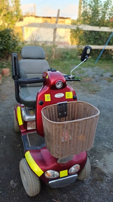 Vând veichul electric
