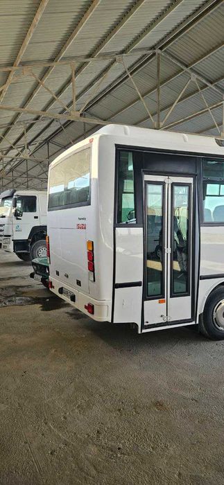 Продаётся автобус ISUZU