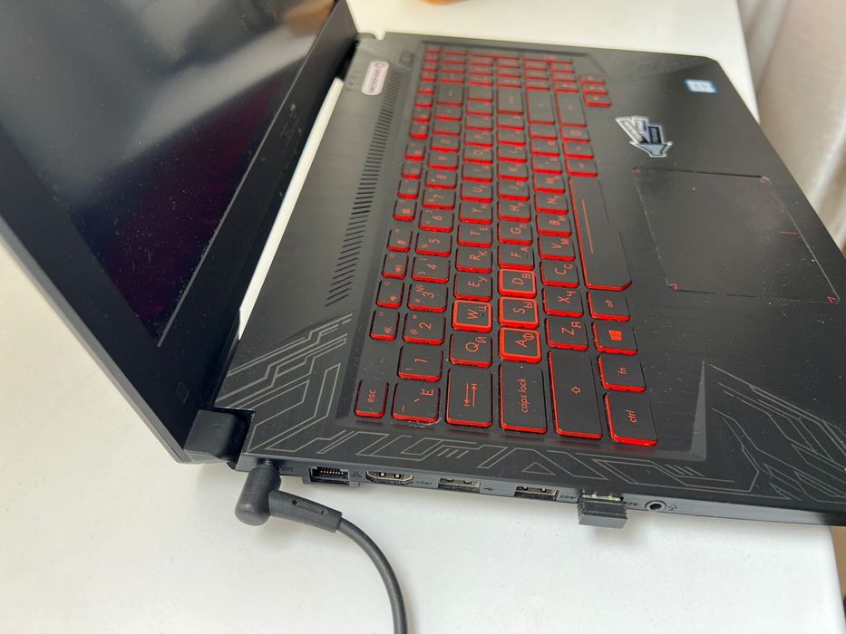 Ноутбук Asus Tuf gaming
