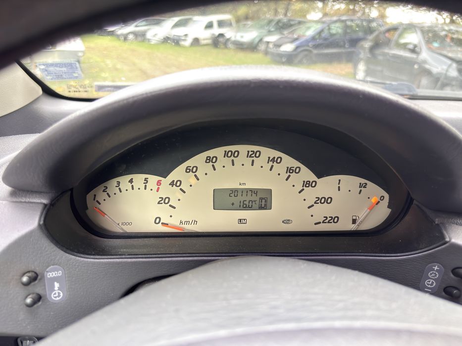 Mercedes A160 на части